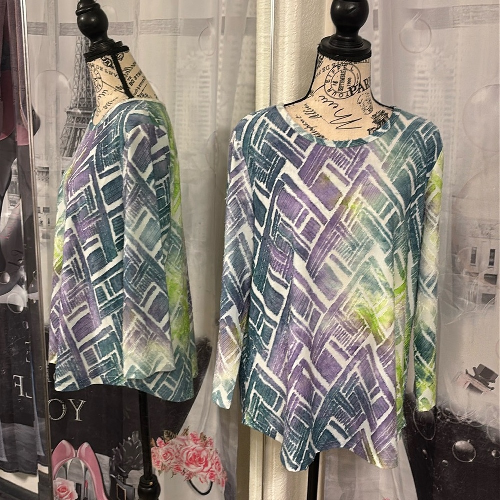 NWT Calessa Multi Colored Top